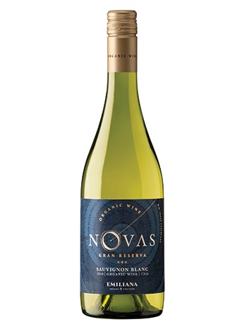 Emiliana Vineyard - Novas Sauvignon Blanc 2020 (Organic) - The Wine Buyer